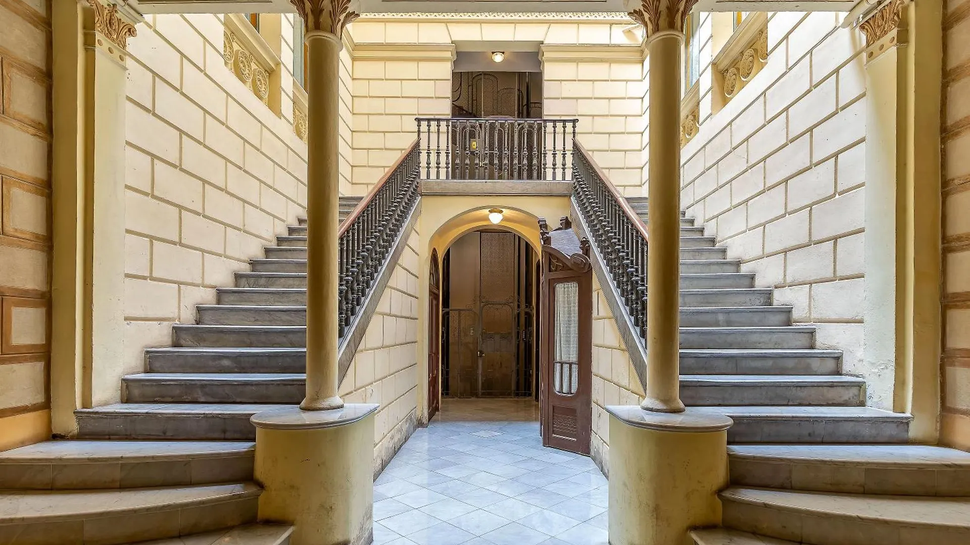 Апартаменты Canela Homes Barcelona Charming